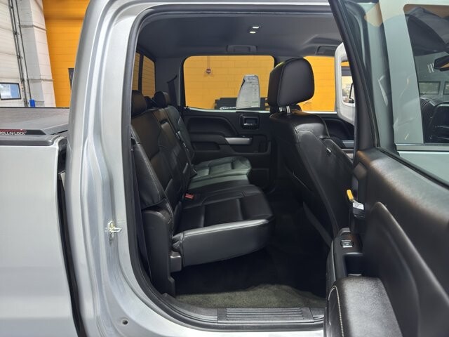 2017 Chevrolet Silverado 2500 in Burlington, WI 53105 - 18094841 19