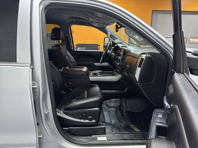 2017 Chevrolet Silverado 2500 in Burlington, WI 53105 - 18094841 18