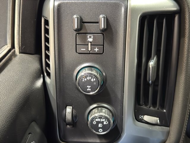 2017 Chevrolet Silverado 2500 in Burlington, WI 53105 - 18094841 32