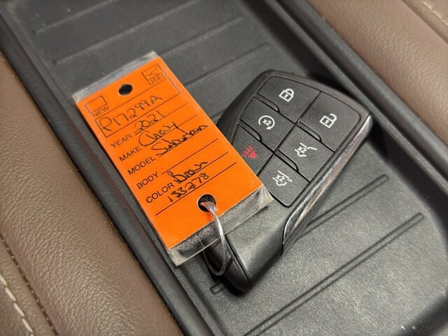 2021 Chevrolet Suburban in Burlington, WI 53105 - 18094842 44