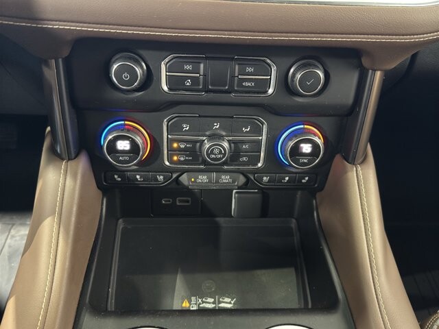 2021 Chevrolet Suburban in Burlington, WI 53105 - 18094842 35