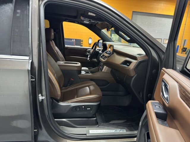 2021 Chevrolet Suburban in Burlington, WI 53105 - 18094842 22