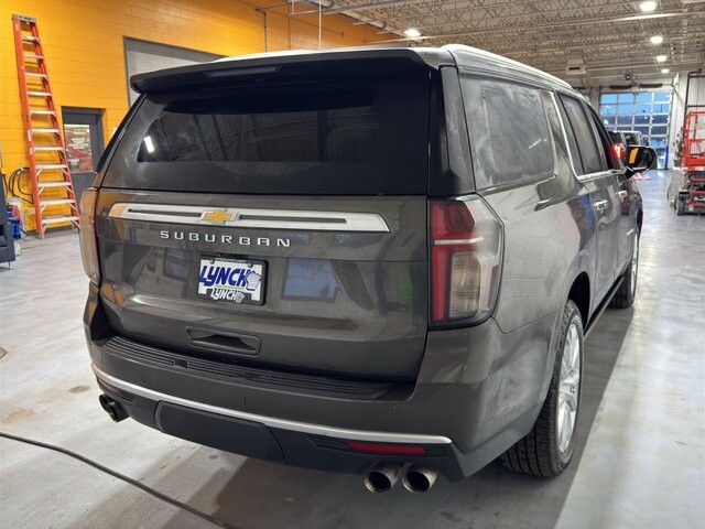 2021 Chevrolet Suburban in Burlington, WI 53105 - 18094842 5