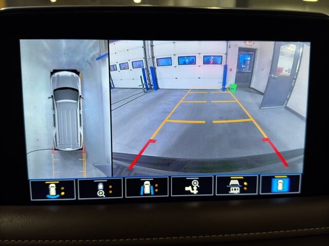 2021 Chevrolet Suburban in Burlington, WI 53105 - 18094842 33