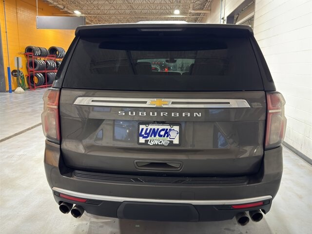 2021 Chevrolet Suburban in Burlington, WI 53105 - 18094842 4