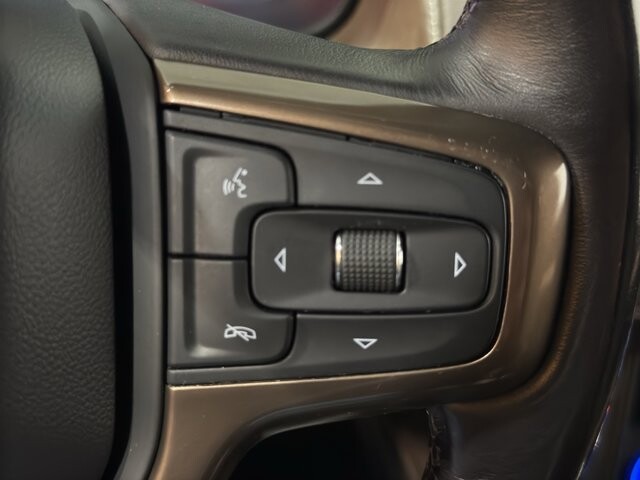 2021 Chevrolet Suburban in Burlington, WI 53105 - 18094842 30