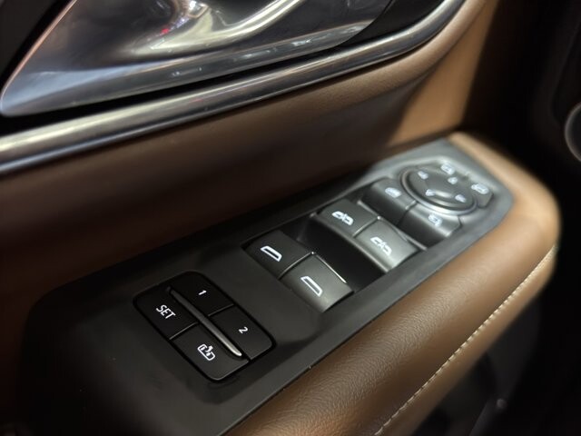 2021 Chevrolet Suburban in Burlington, WI 53105 - 18094842 37