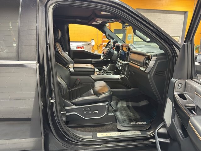 2022 Ford F150 in Burlington, WI 53105 - 18094844 19