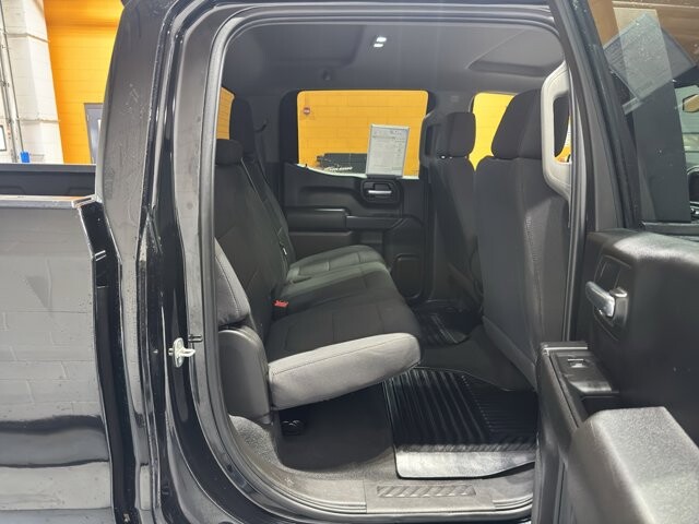 2021 Chevrolet Silverado 1500 in Burlington, WI 53105 - 18094850 16