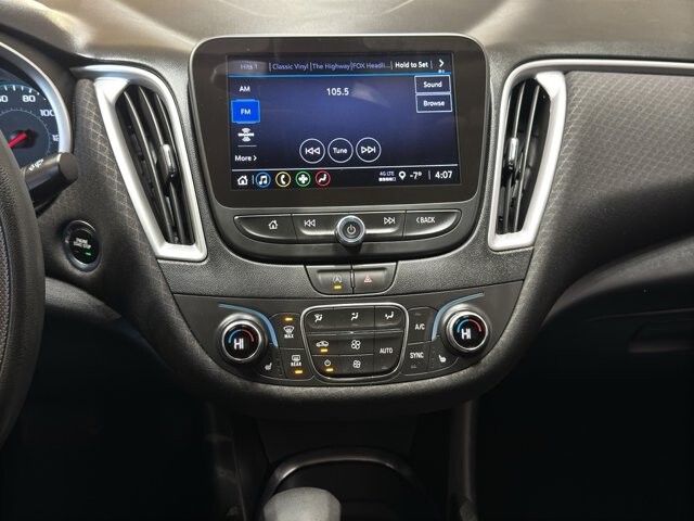 2022 Chevrolet Malibu in Burlington, WI 53105 - 18094853 25