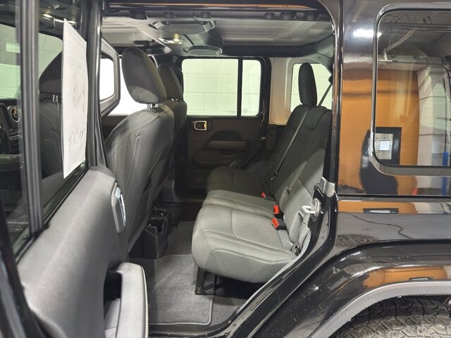 2022 Jeep Wrangler in Burlington, WI 53105 - 18094854 12