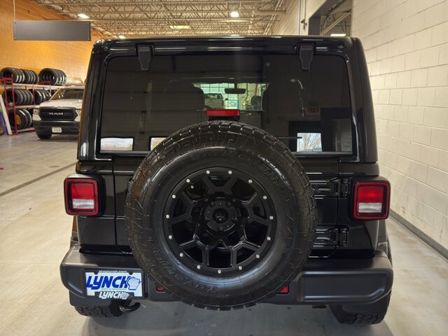 2022 Jeep Wrangler in Burlington, WI 53105 - 18094854 4