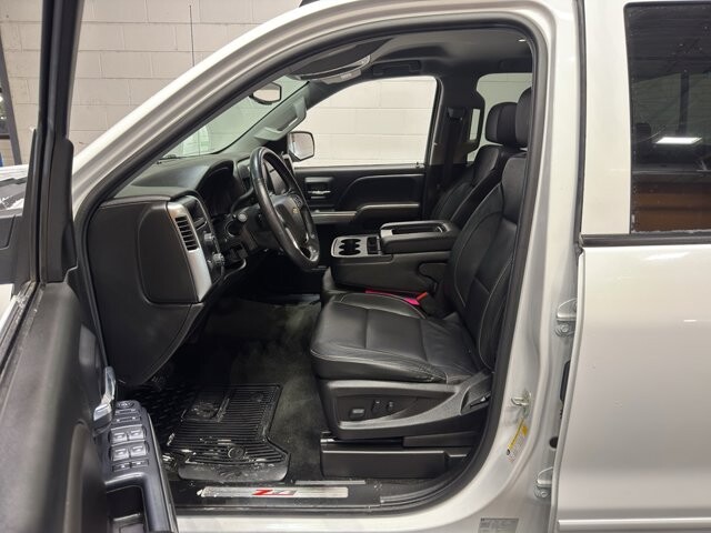 2018 Chevrolet Silverado 1500 in Burlington, WI 53105 - 18094860 14