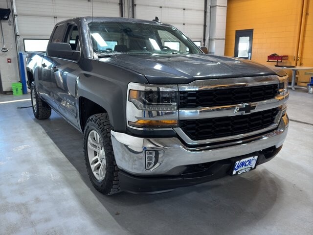 2019 Chevrolet Silverado 1500 in Burlington, WI 53105 - 18094861 7