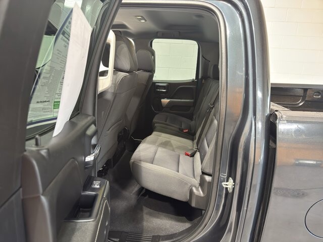 2019 Chevrolet Silverado 1500 in Burlington, WI 53105 - 18094861 10