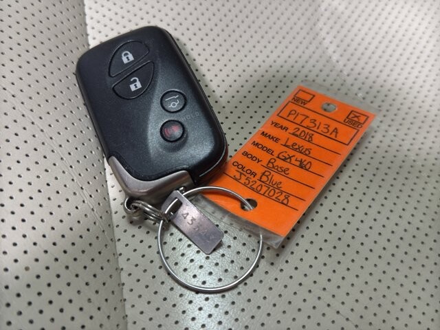 2018 Lexus GX 460 in Burlington, WI 53105 - 18094864 38