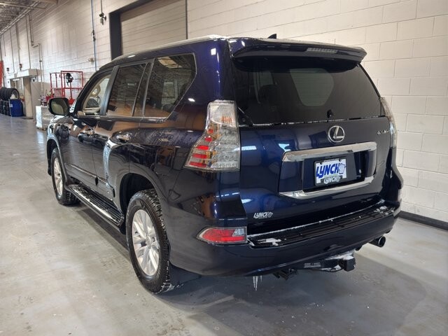 2018 Lexus GX 460 in Burlington, WI 53105 - 18094864 3