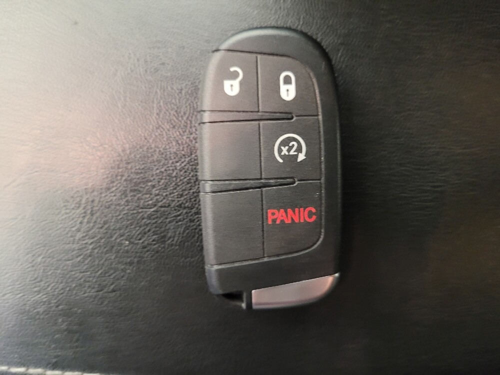 2019 Jeep Cherokee in Montclair, CA 91763 - 18094866 32