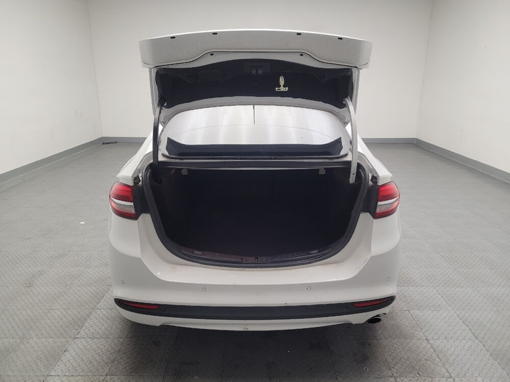 2017 Ford Fusion in Montclair, CA 91763 - 18094867 29