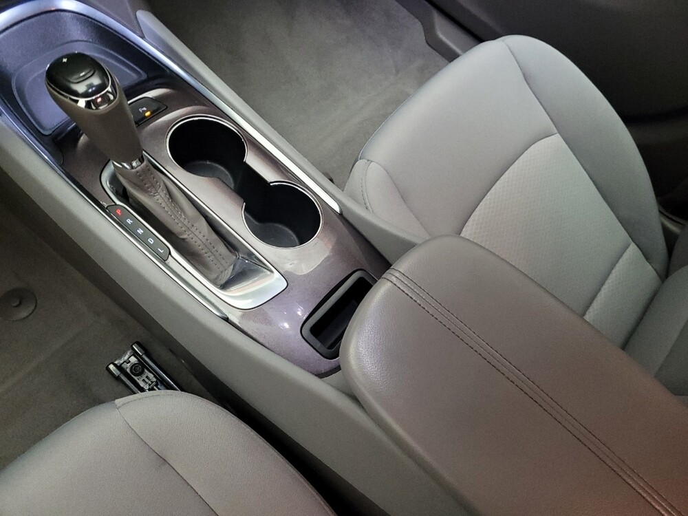 2020 Chevrolet Malibu in Downey, CA 90241 - 18094868 26