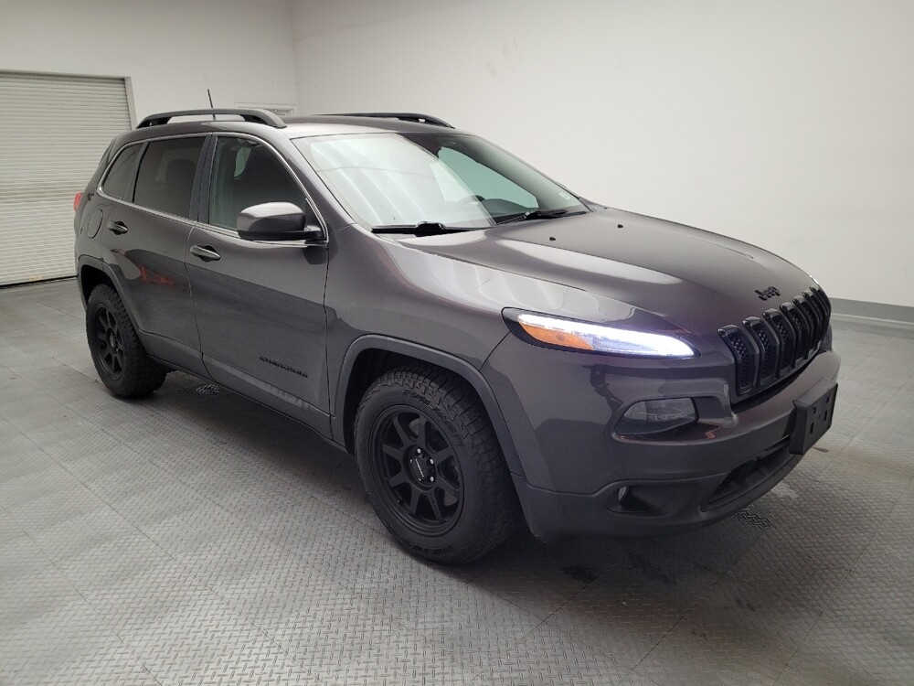 2016 Jeep Cherokee in Montclair, CA 91763 - 18094869 13