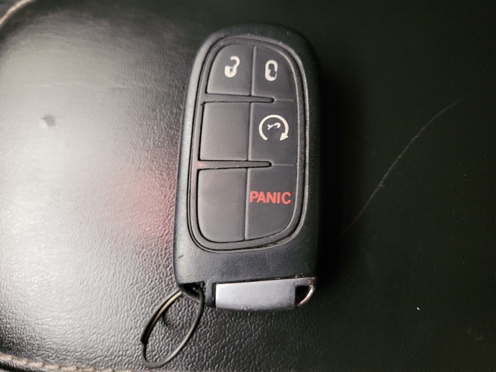 2016 Jeep Cherokee in Fresno, CA 93726 - 18094870 32