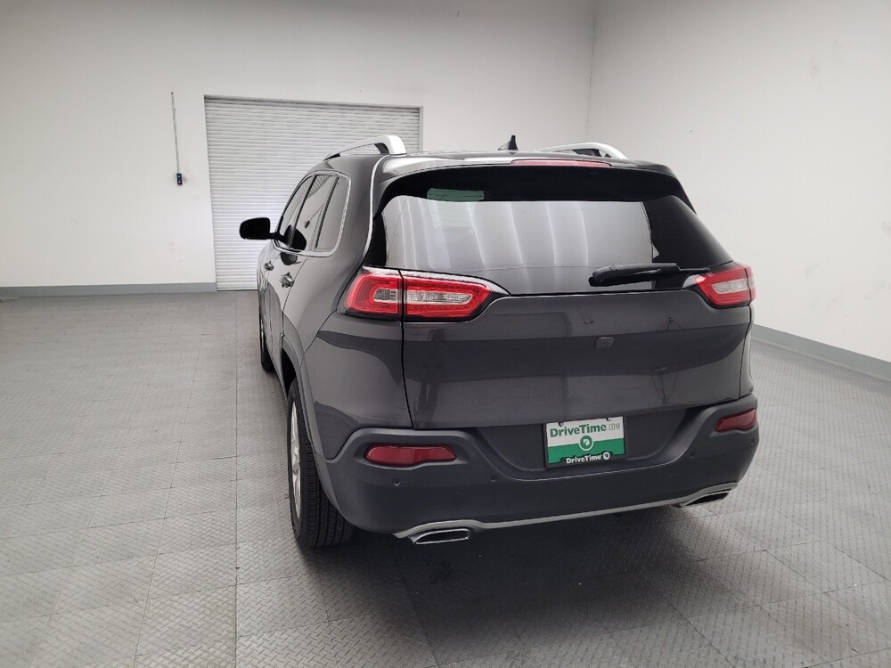 2016 Jeep Cherokee in Fresno, CA 93726 - 18094870 6