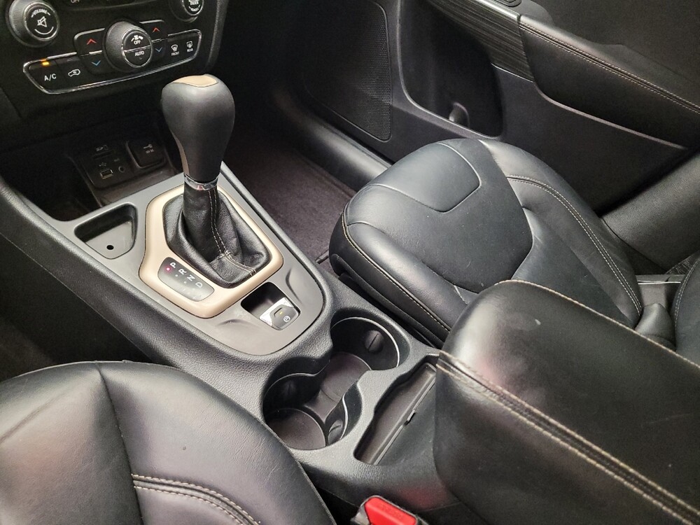 2016 Jeep Cherokee in Fresno, CA 93726 - 18094870 26