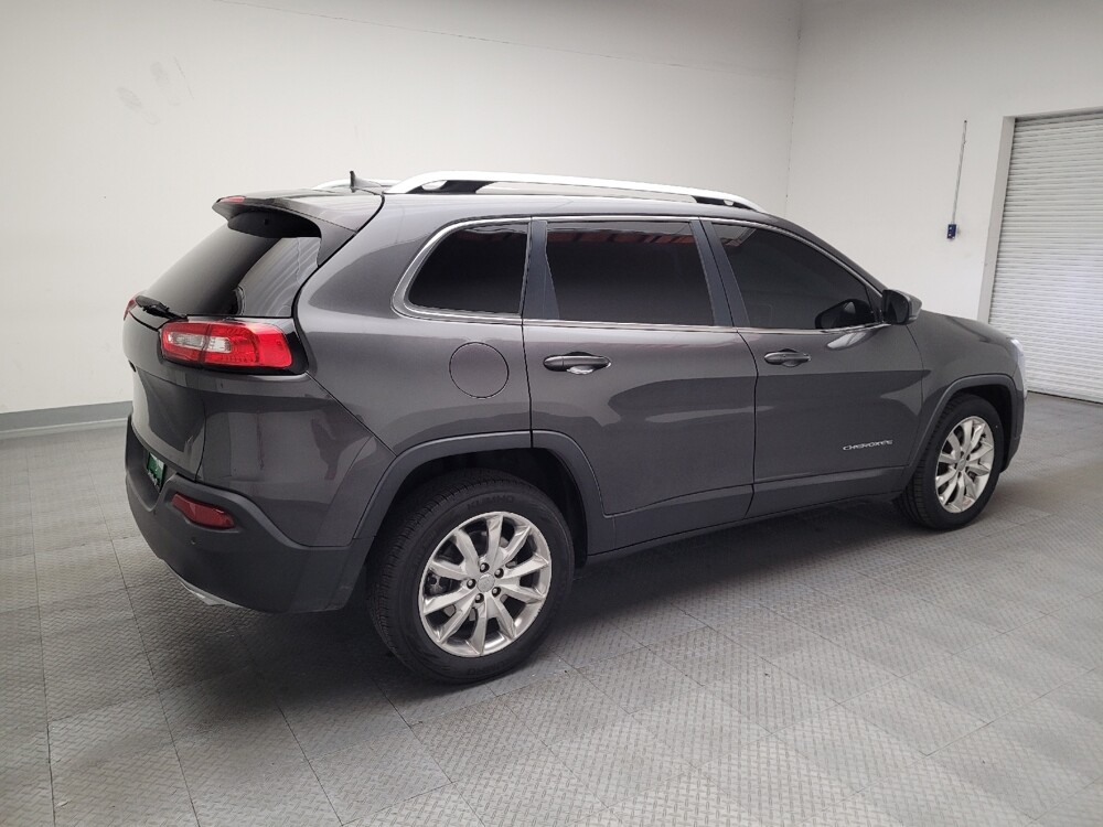 2016 Jeep Cherokee in Fresno, CA 93726 - 18094870 10