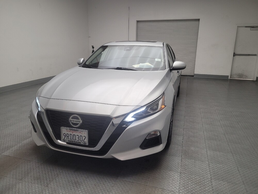 2021 Nissan Altima in Downey, CA 90241 - 18094871 15