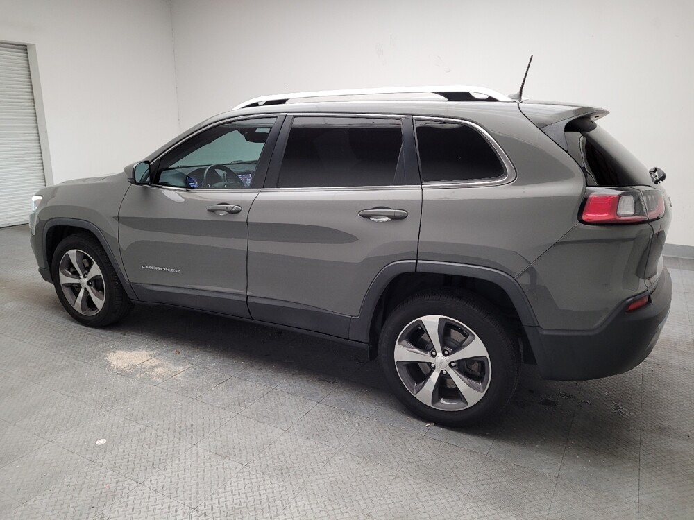 2019 Jeep Cherokee in Montclair, CA 91763 - 18094877 3