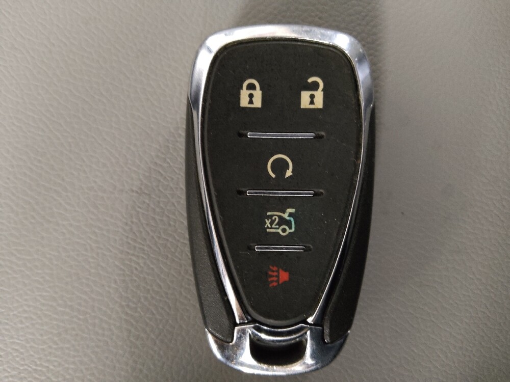 2018 Chevrolet Malibu in Marietta, GA 30062 - 18094878 32