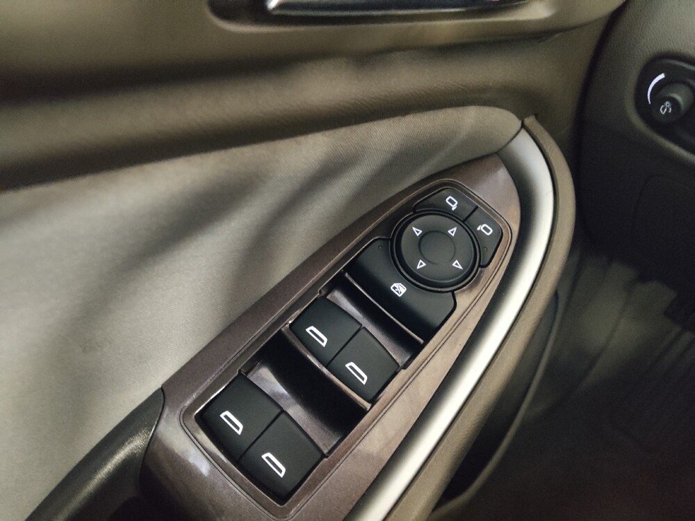 2018 Chevrolet Malibu in Marietta, GA 30062 - 18094878 27