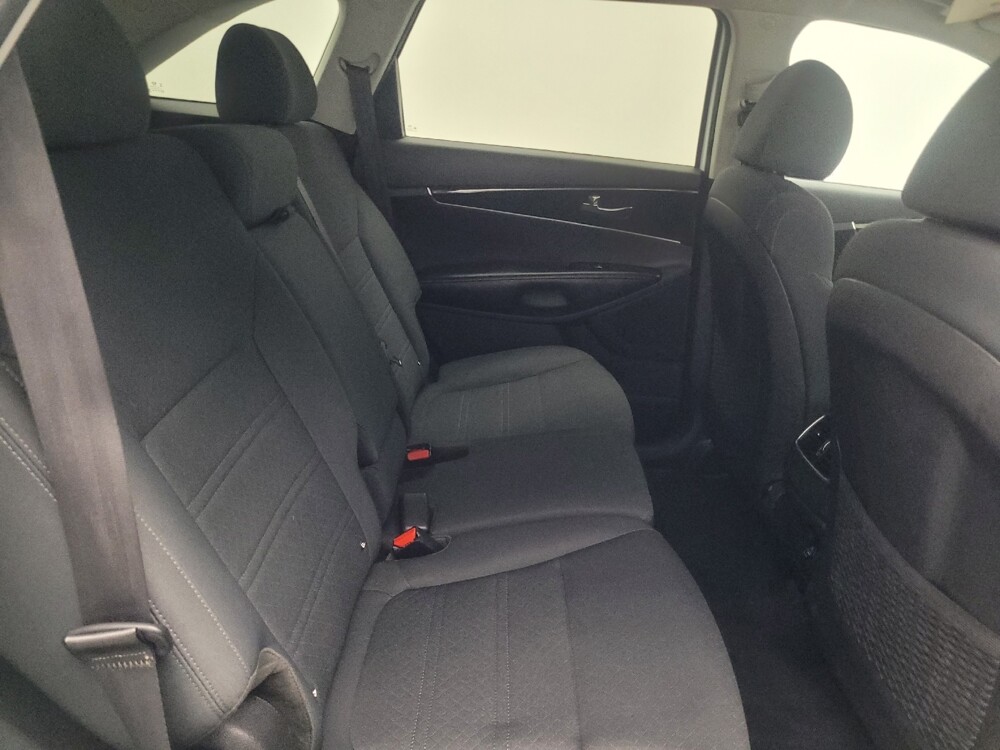 2020 Kia Sorento in Albany, GA 31705 - 18094885 19