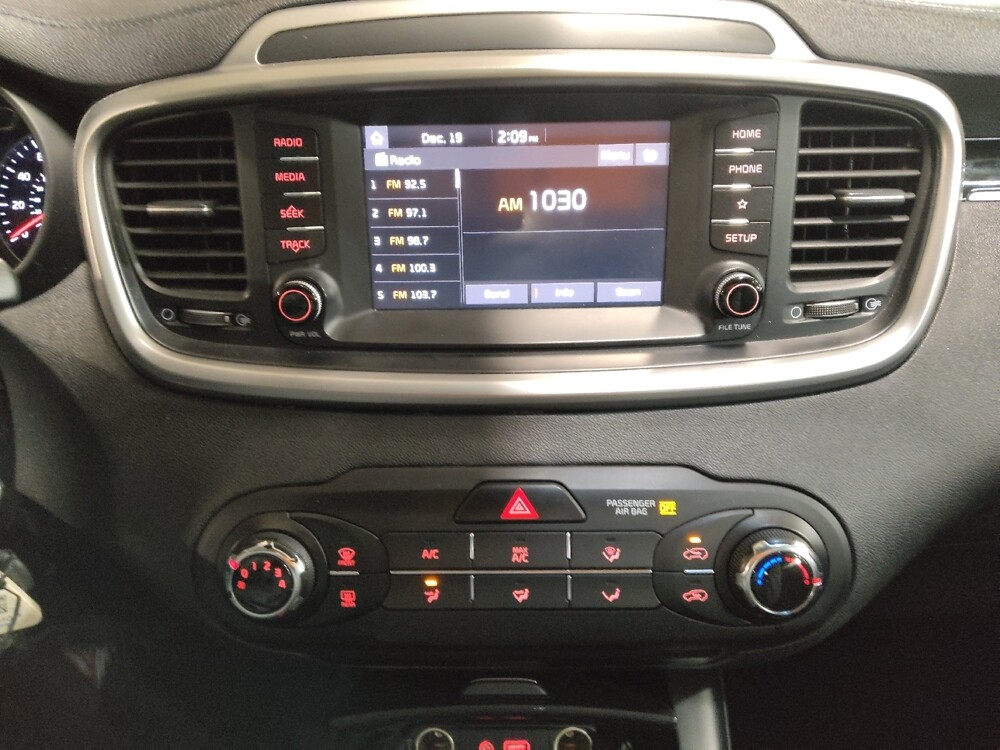 2020 Kia Sorento in Tulsa, OK 74145 - 18094905 25
