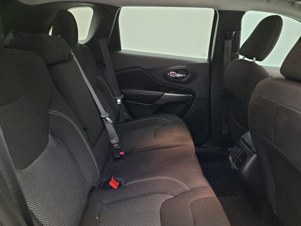 2021 Jeep Cherokee in Albuquerque, NM 87113 - 18094912 19