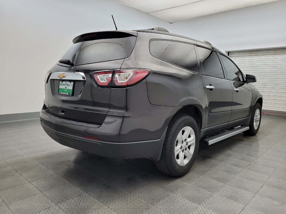 2017 Chevrolet Traverse in Glendale, AZ 85301 - 18094916 9