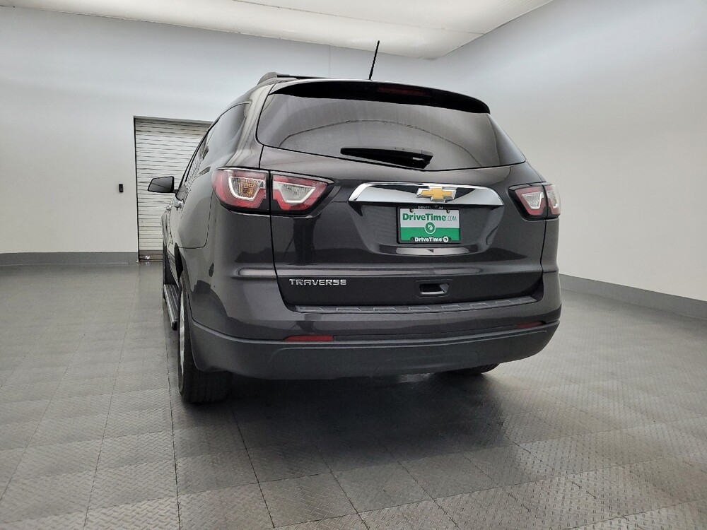 2017 Chevrolet Traverse in Glendale, AZ 85301 - 18094916 6