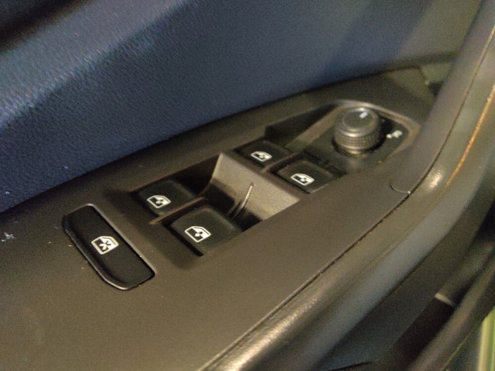 2019 Volkswagen Jetta in Glendale, AZ 85301 - 18094918 27