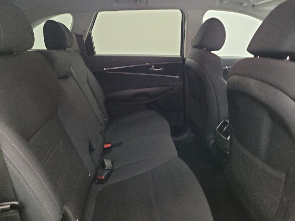 2020 Kia Sorento in Toledo, OH 43617 - 18094924 19