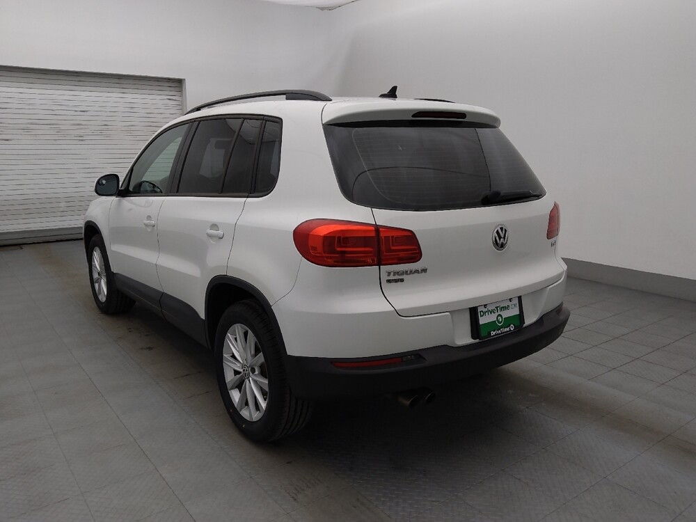 2017 Volkswagen Tiguan in Fort Myers, FL 33907 - 18094933 5
