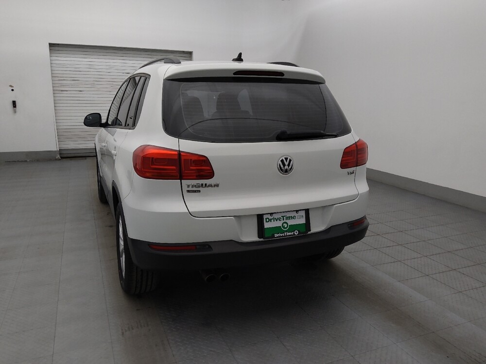 2017 Volkswagen Tiguan in Fort Myers, FL 33907 - 18094933 6