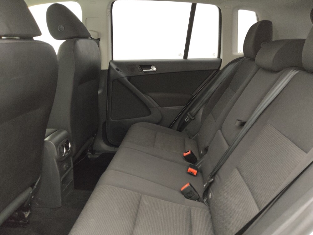 2017 Volkswagen Tiguan in Fort Myers, FL 33907 - 18094933 18