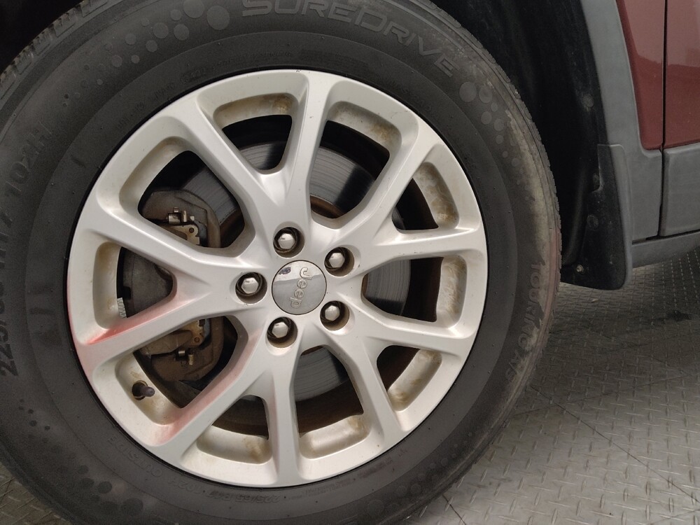 2016 Jeep Cherokee in Fayetteville, NC 28304 - 18094945 31