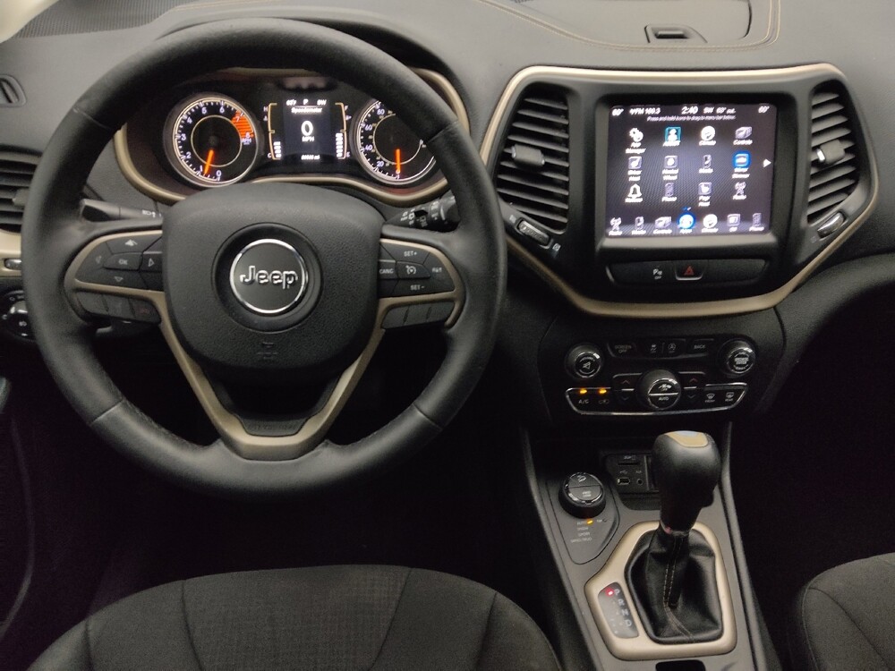 2016 Jeep Cherokee in Fayetteville, NC 28304 - 18094945 22