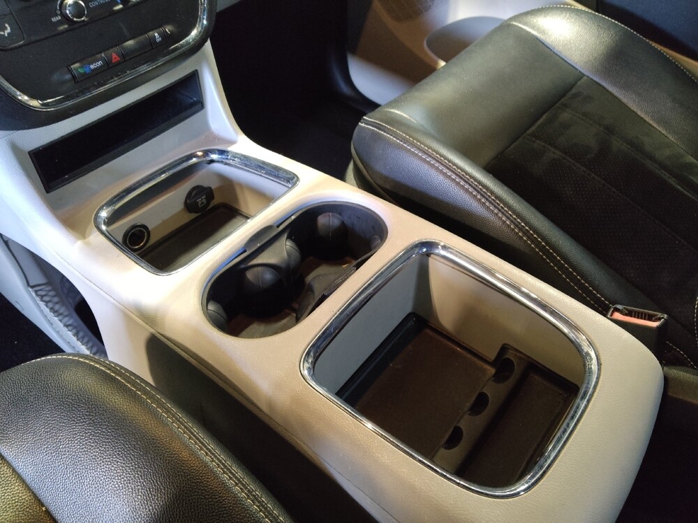 2017 Dodge Grand Caravan in Orlando, FL 32808 - 18094946 26