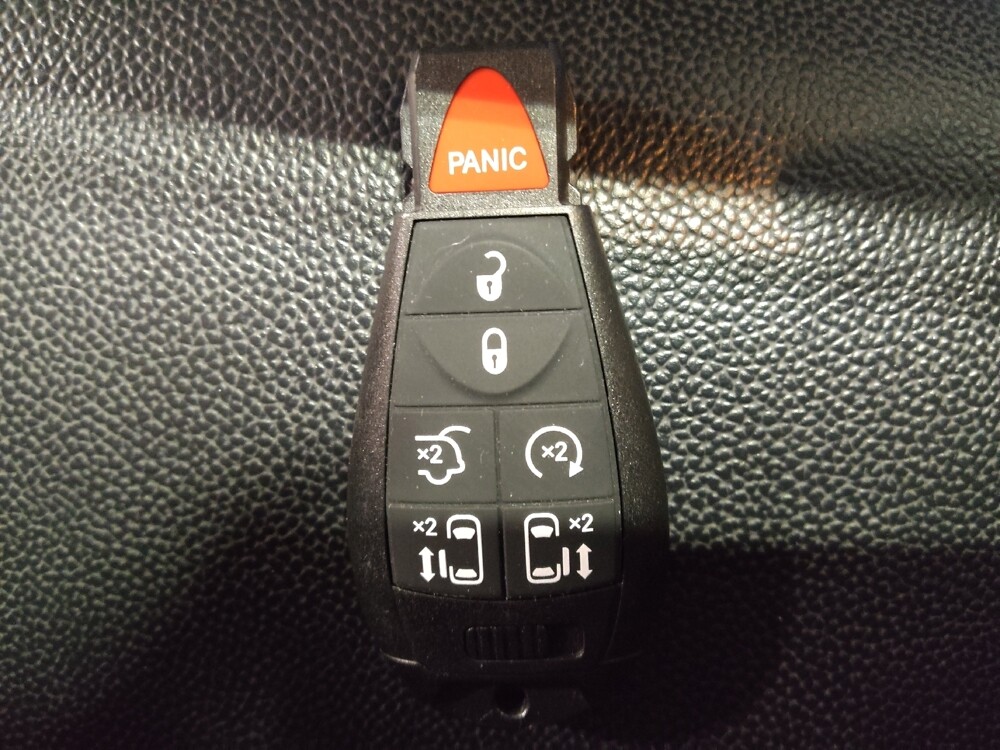 2017 Dodge Grand Caravan in Orlando, FL 32808 - 18094946 32