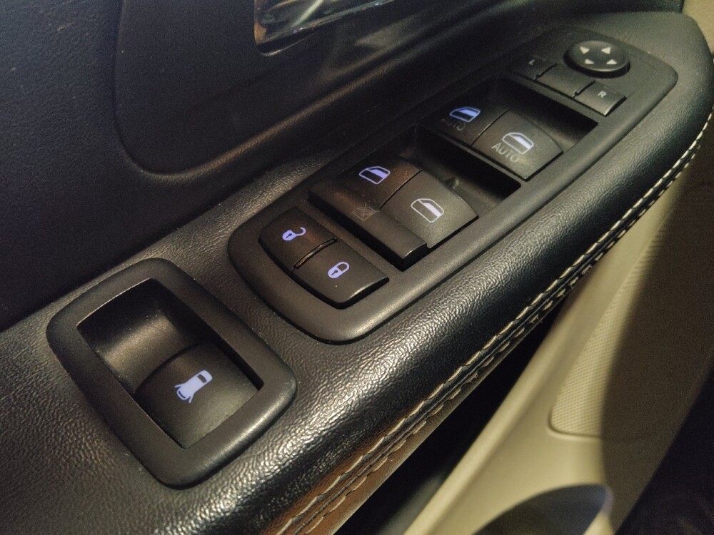 2017 Dodge Grand Caravan in Orlando, FL 32808 - 18094946 27