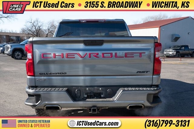 2021 Chevrolet Silverado 1500 in Wichita, KS 67216 - 18094968 3