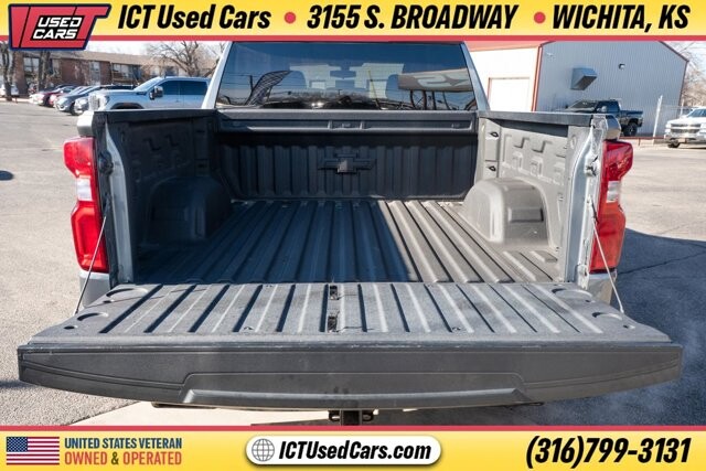 2021 Chevrolet Silverado 1500 in Wichita, KS 67216 - 18094968 4